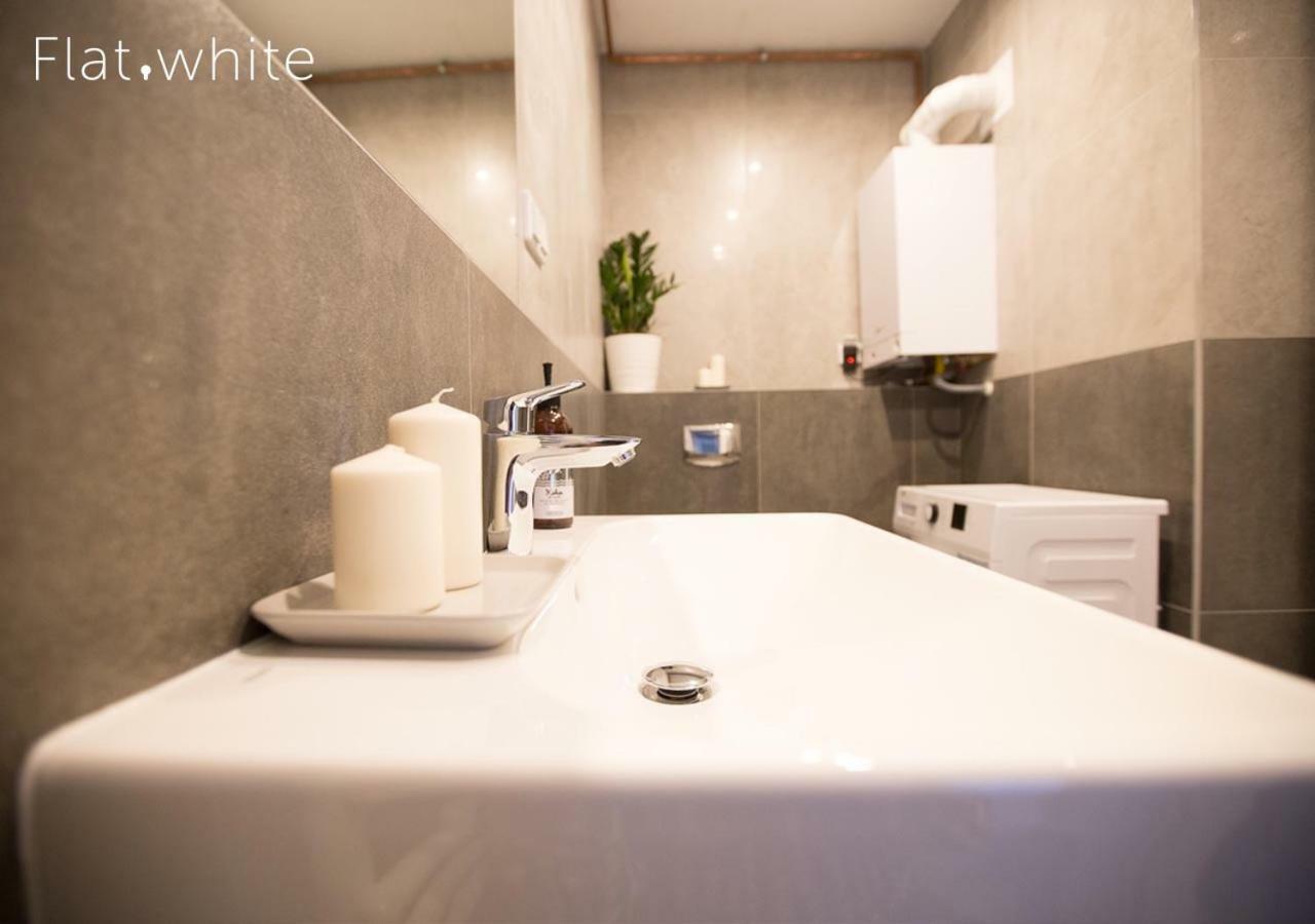 Apartamenty Flat White Zamkowa 4-6 Зелёна-Гура Экстерьер фото