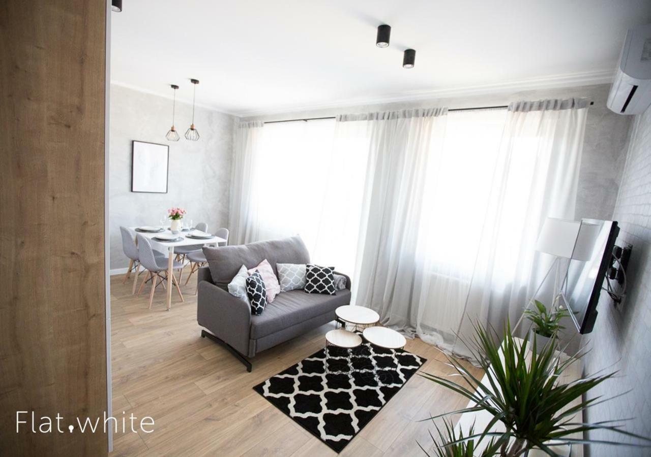 Apartamenty Flat White Zamkowa 4-6 Зелёна-Гура Экстерьер фото