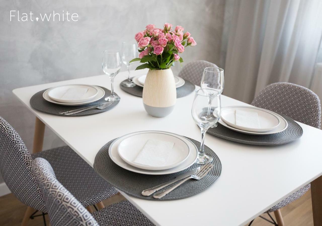 Apartamenty Flat White Zamkowa 4-6 Зелёна-Гура Экстерьер фото