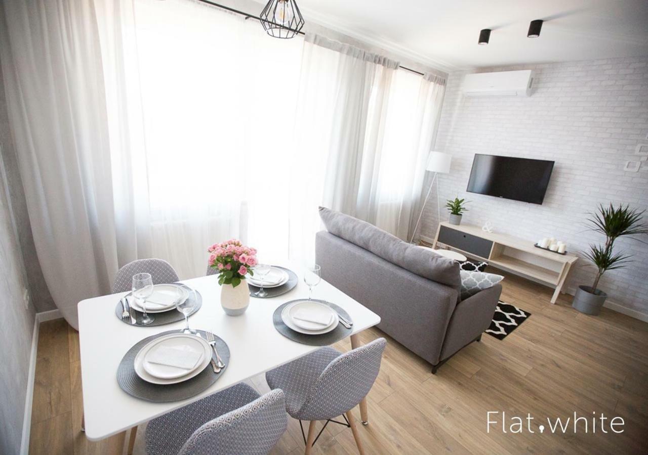 Apartamenty Flat White Zamkowa 4-6 Зелёна-Гура Экстерьер фото